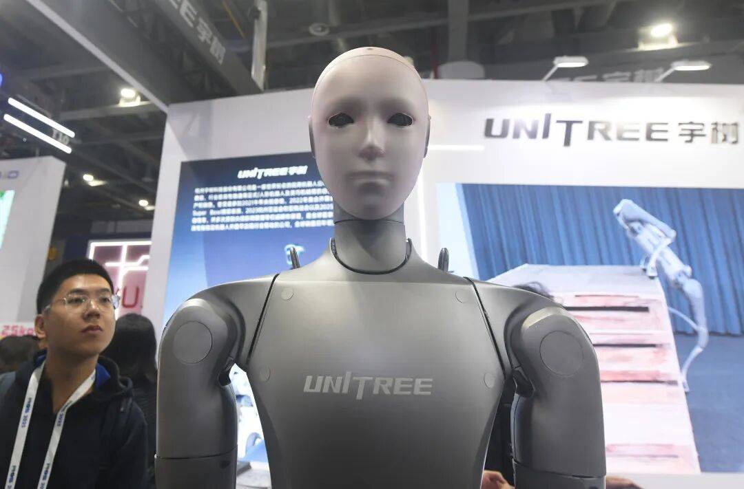 机器人因「手」再次延期;理想回应 MEGA 起火事件 极客早知道不朽情缘试玩网站ChatGPT 上线「公司知识库」;Optimus(图3) 机器人因「手」再次延期;理想回应 MEGA 起火事件 极客早知道不朽情缘试玩网站ChatGPT 上线「公司知识库」;Optimus(图3)